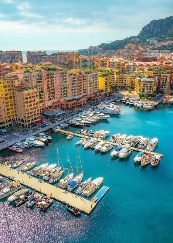 Luxury yachts available in Monaco – Syrama Services