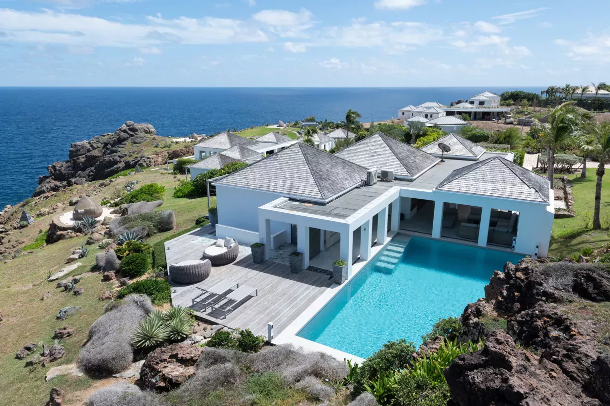 Luxury villa in Saint-Barthelemy – 630 m²